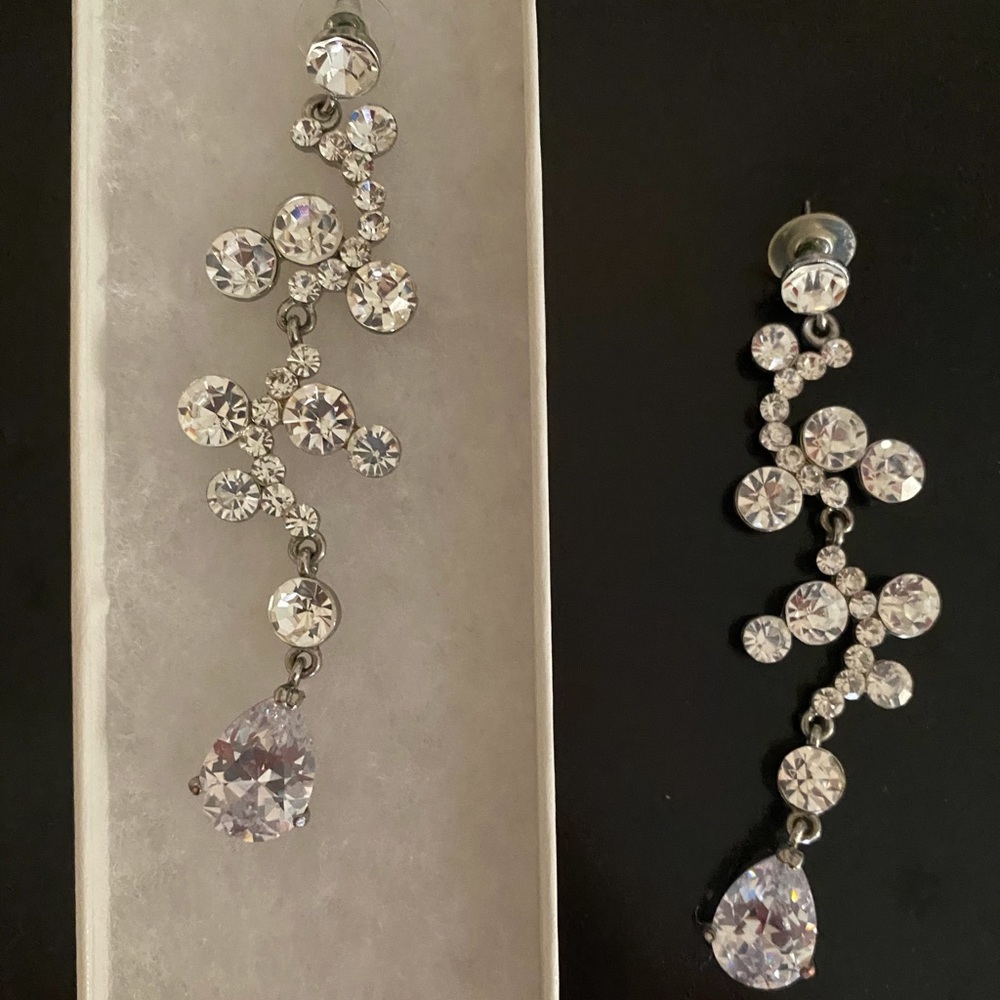 Statement Drop Earrings - image 1